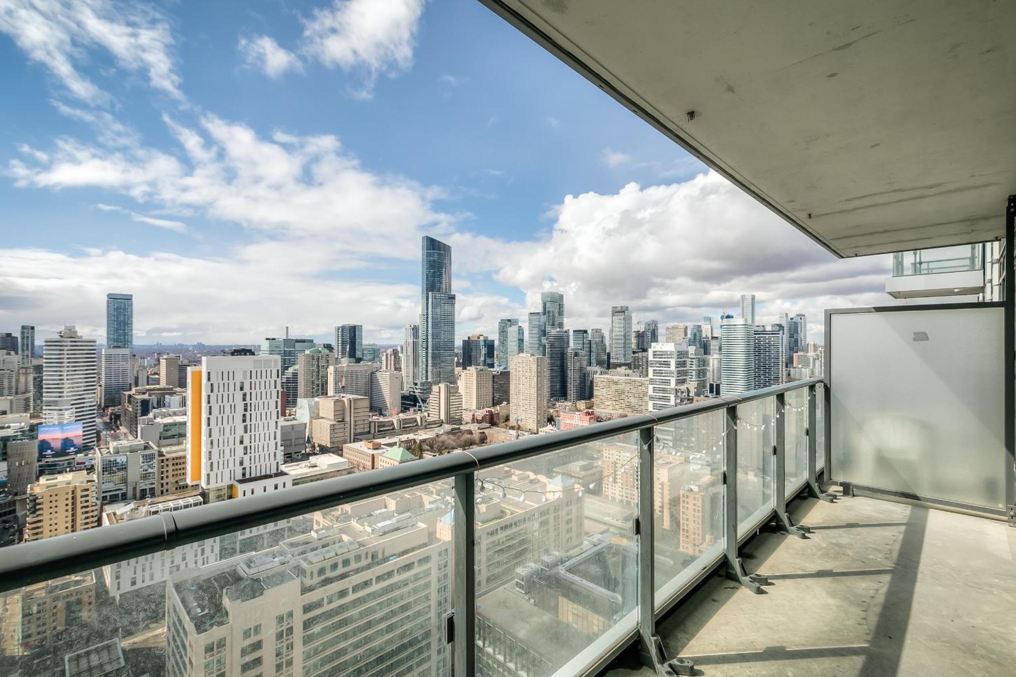 Panorama Suites Downtown Toronto Exterior foto